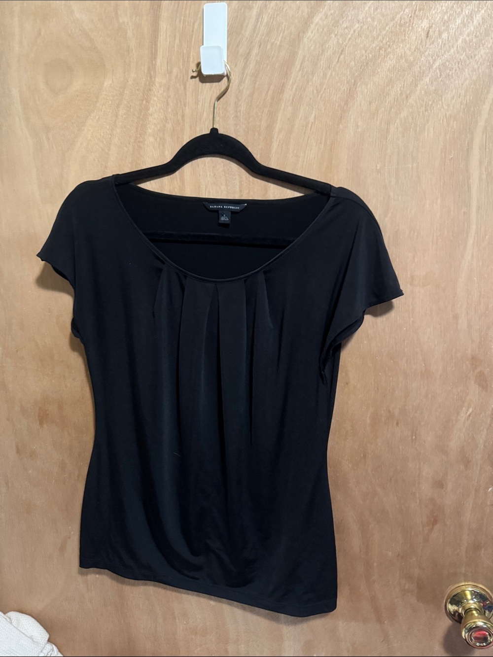 Black Short-Sleeve Pleated Scoop Neck Tee